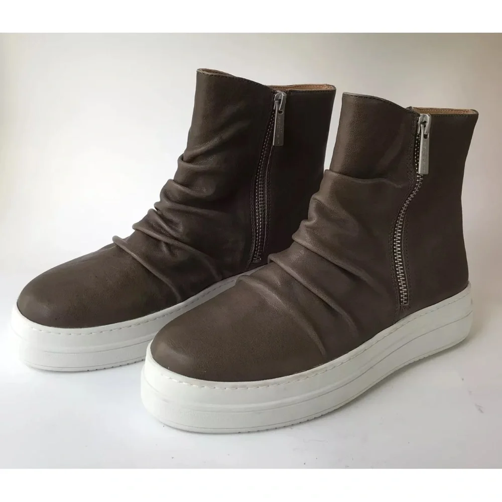 J/SLIDES Tina Platform High Top‎ Sneaker/Boot, Taupe (Size 6.5 M)
